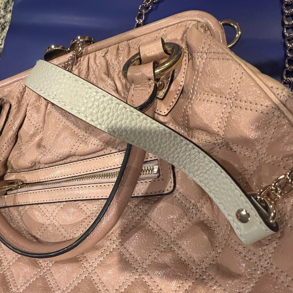 Marc Jacobs quilted leather “ Stam” bag with brass accents - Picture 7 of 12